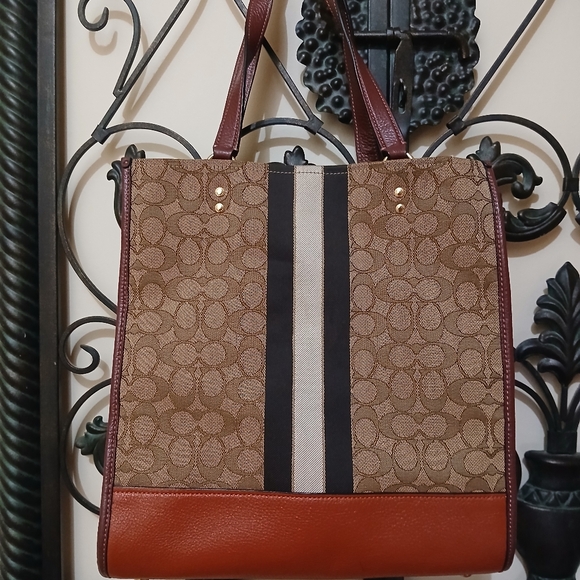 Coach Dempsey Signature Jaquard Stripe/Logo Patch Tote Bag #1917 - Picture 10 of 13